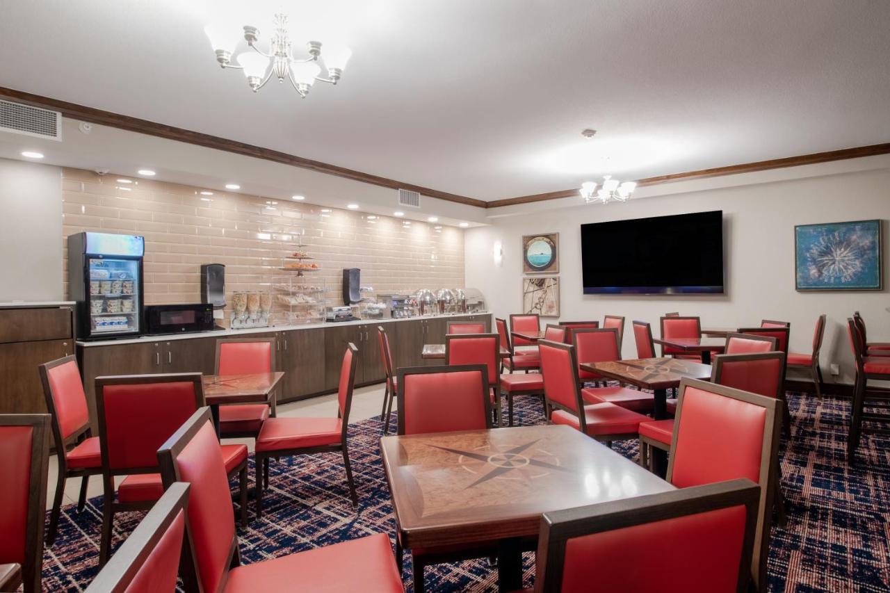 Econo Lodge Inn & Suites Foley-North Gulf Shores Экстерьер фото