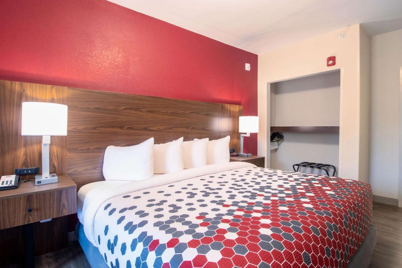 Econo Lodge Inn & Suites Foley-North Gulf Shores Экстерьер фото