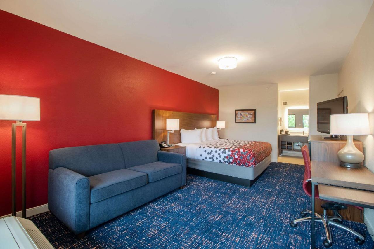 Econo Lodge Inn & Suites Foley-North Gulf Shores Экстерьер фото