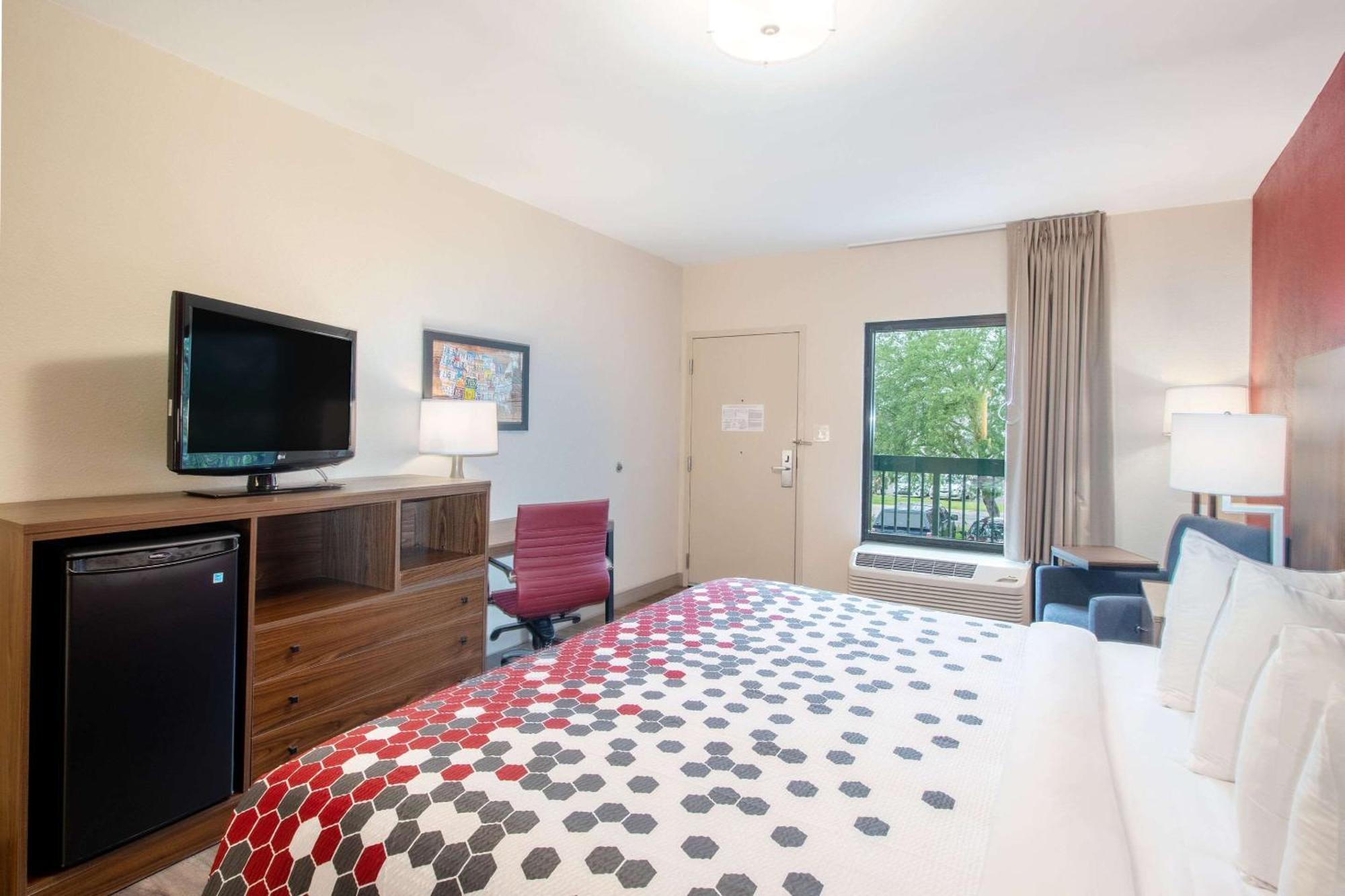 Econo Lodge Inn & Suites Foley-North Gulf Shores Экстерьер фото
