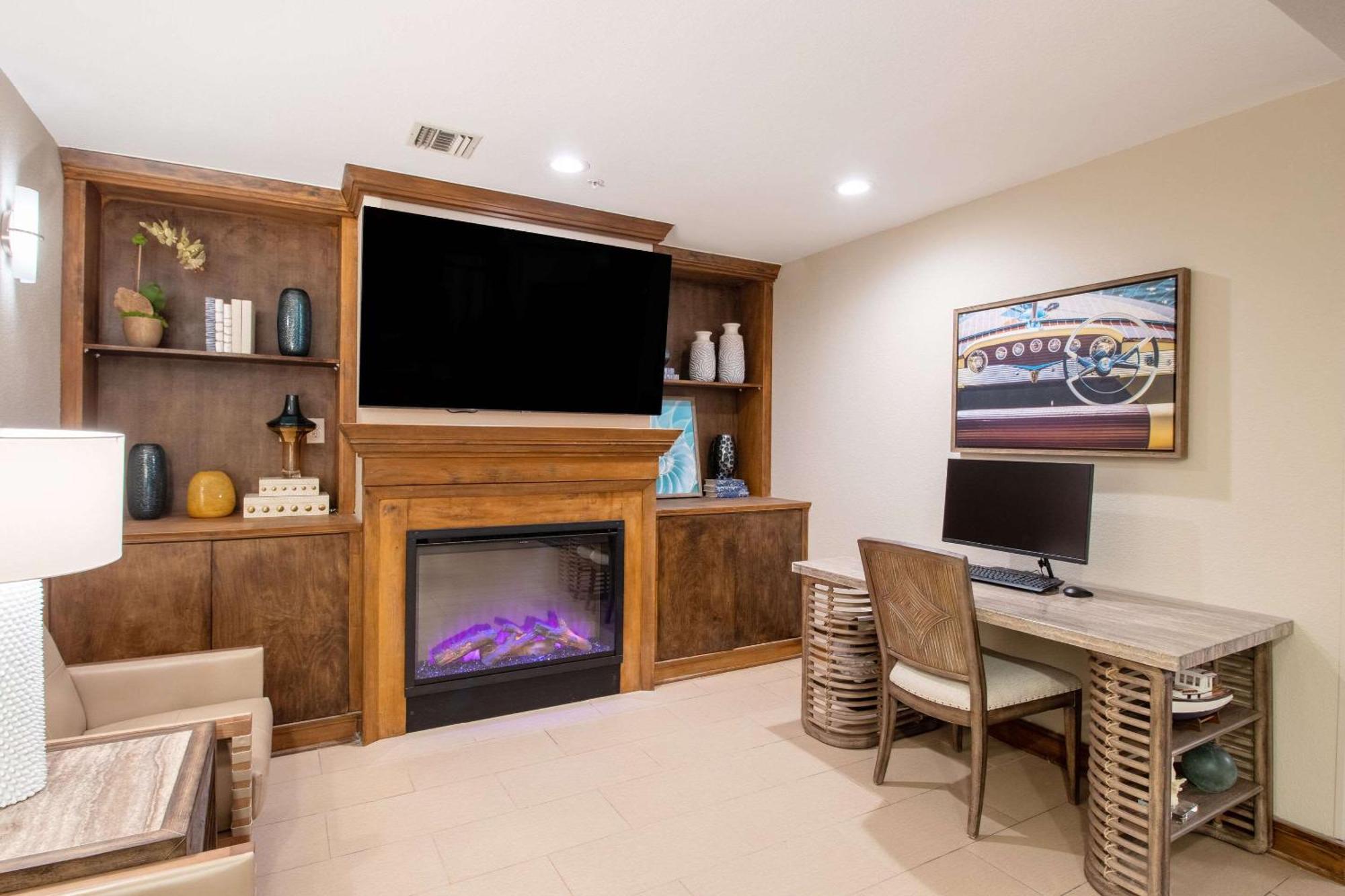 Econo Lodge Inn & Suites Foley-North Gulf Shores Экстерьер фото